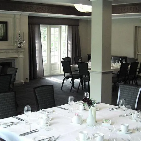 Fletcher De Kieviet Hotel