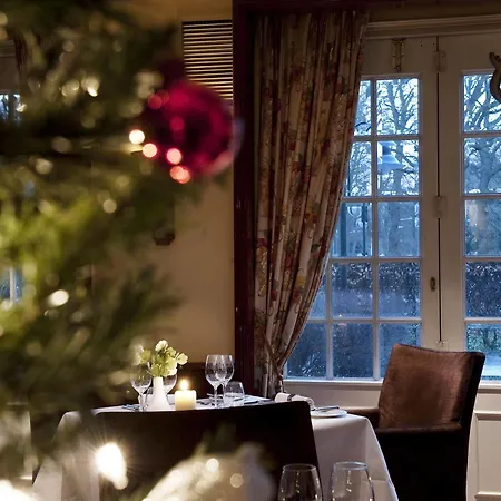 Fletcher De Kieviet Hotel